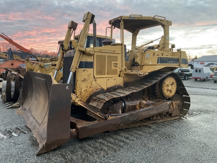 caterpillar-d6n-image-1