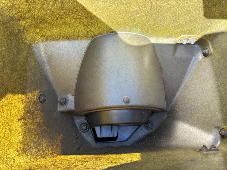 john-deere-7000-image-53