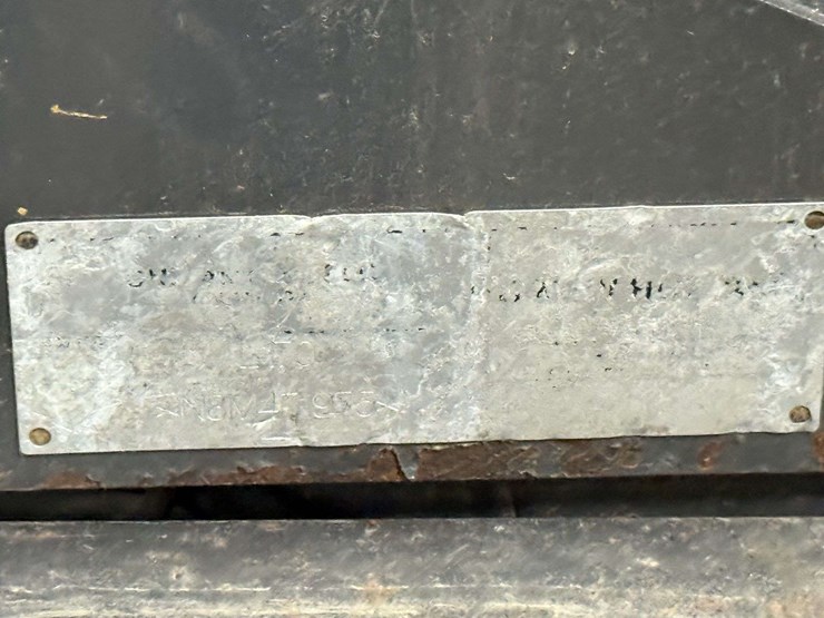 new-holland-l170-image-12