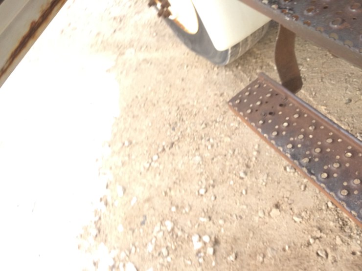 2013-international-durastar-4300-image-18