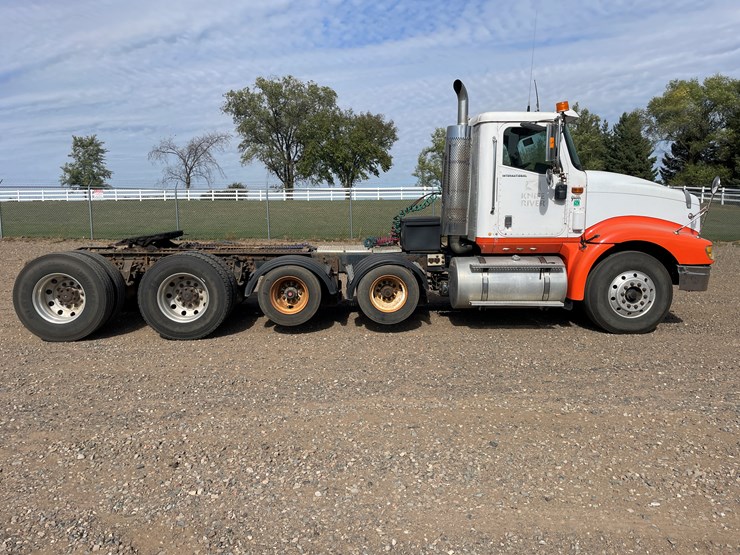 #1000-•-2007-international-transport-truck-tractor-(has-mn-title)-image-6