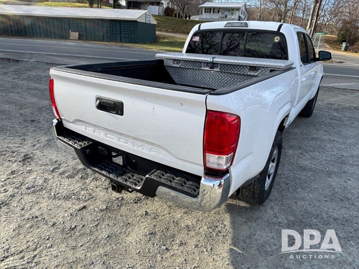 toyota-tacoma-image-6