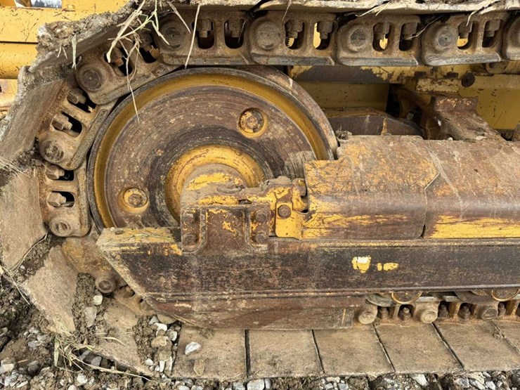 caterpillar-d3c-xl-image-9
