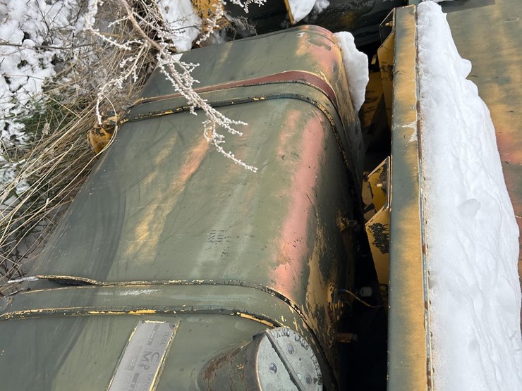 1981-oshkosh-green-snow-blower-image-8