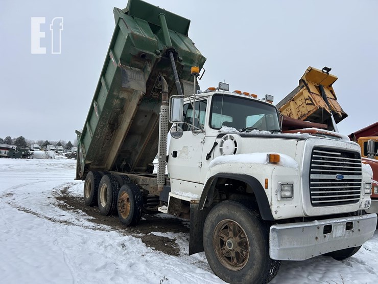 1997-ford-lt8000-image-3