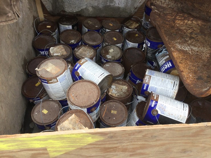 #4805-•-metal-tub-measures-28"w-x-48"l:-location:w2486-smies-rd.,-oostburg,-wi-53070-image-3