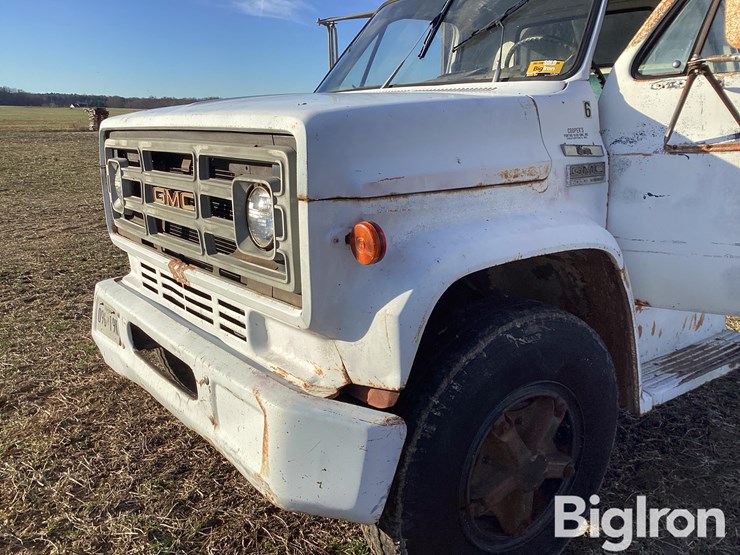 1977-gmc-sierra-6000-image-9