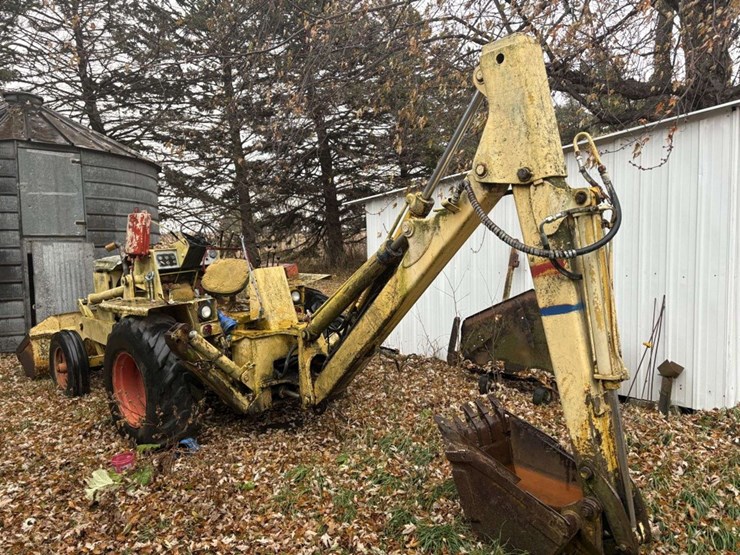 case-ck680-backhoe-tractor,-gas,-80”-bucket,-24”-hoe-bucket,-last-ran-2-years-ago-image-22