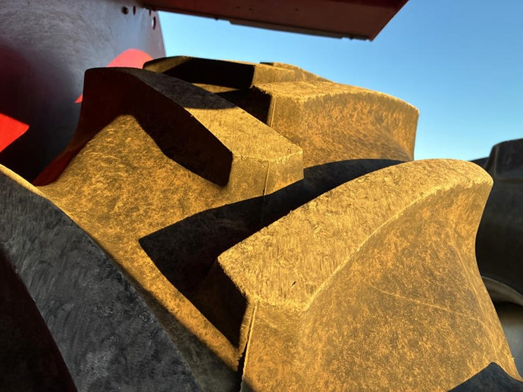 case-ih-275-image-57