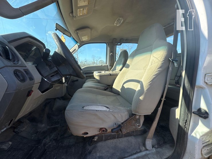 2008-ford-f350-image-21