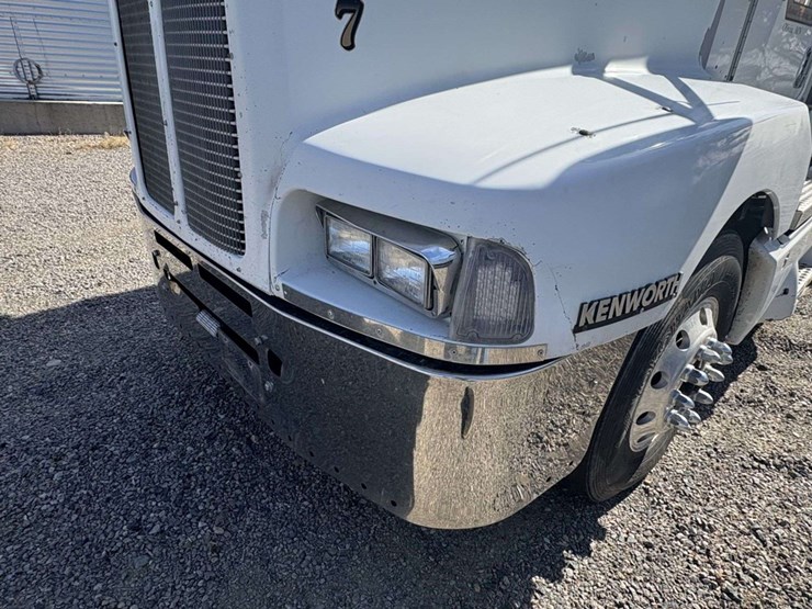 2007-kenworth-t600-image-15