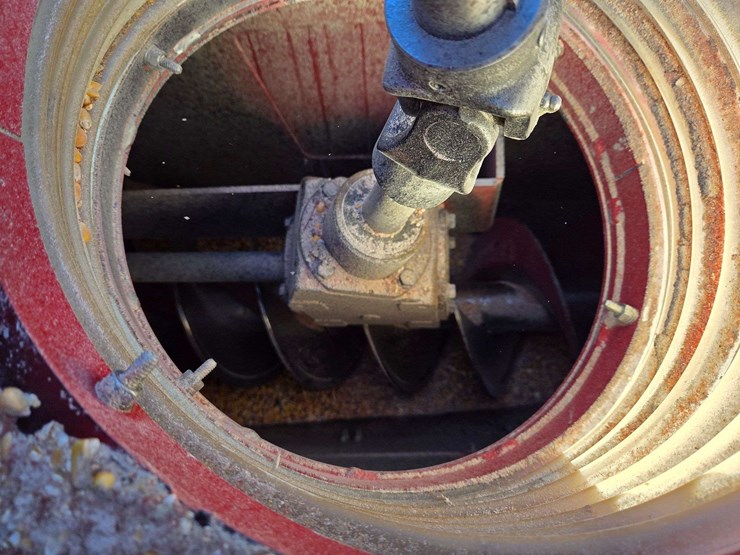 westfield-10”-x-83’-auger-with-swing-hopper,-16”-tires,-works-good,-used-fall-of-‘25-image-8