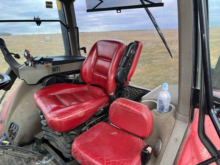 2014-case-ih-magnum-310-image-17