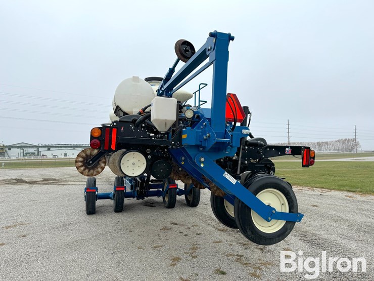 2012-kinze-3660-image-5