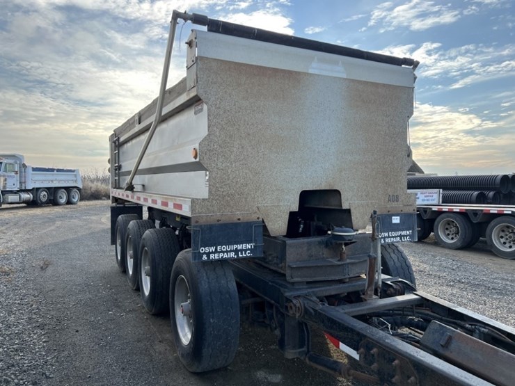 2005-beall-tsmc1x3-quad-axle-pup-trailer-image-3