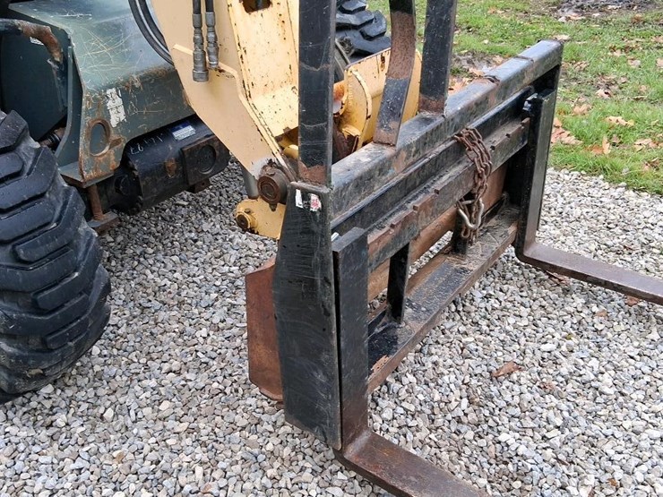 #1301-•-gel-rs5-19-telehandler-image-31