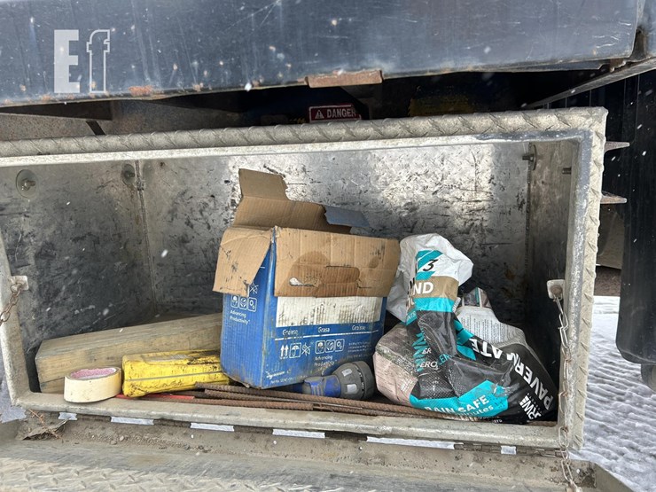 2001-ford-f450-xl-image-40