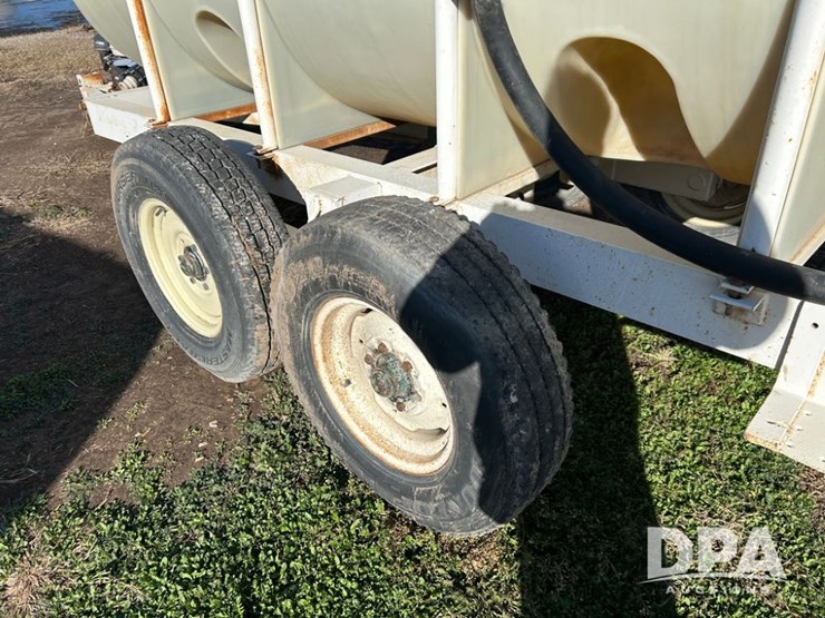 liquid-nurse-trailer-(cp1348,-tank-2048)-image-8