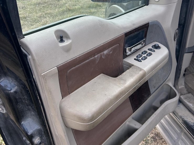 2006-ford-f150-king-ranch-image-11