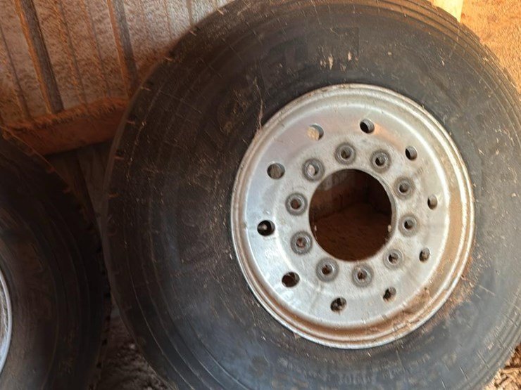 #144-•-contents-of-small-room*-image-13