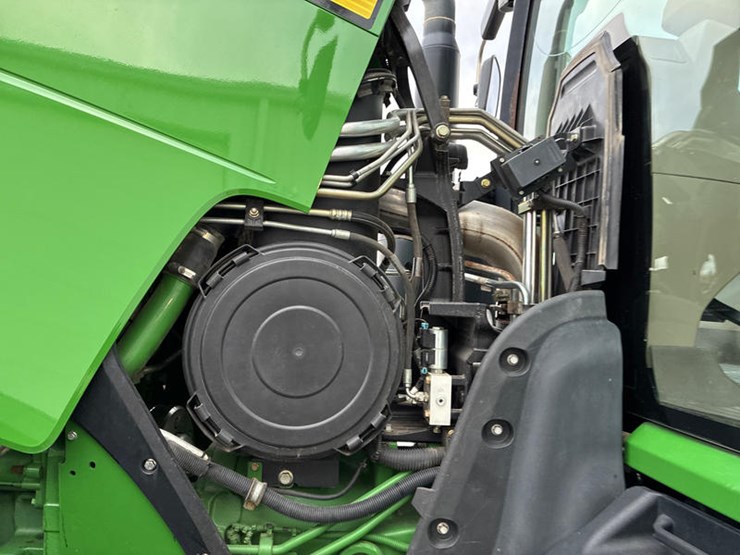 john-deere-8335r-image-70