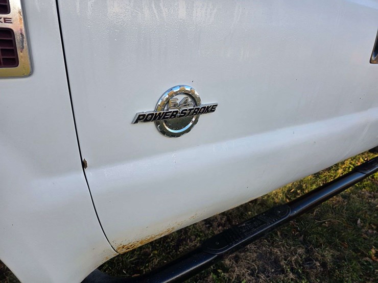 2008-ford-f350-image-25