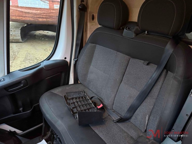 2018-dodge-1500-image-20