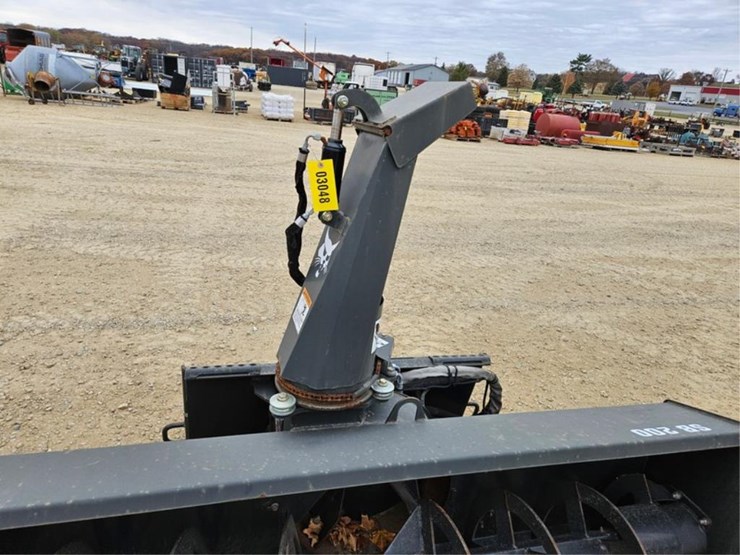 #3048-•-bobcat-sb-200-78"-2-stage-snow-blower-image-9