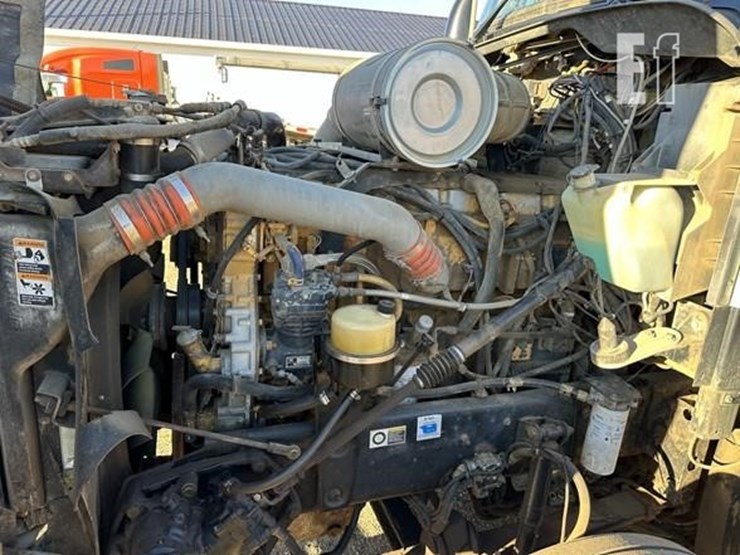 2006-kenworth-t600-image-27