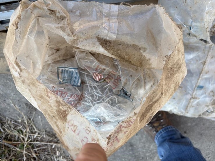 new-fence-posts-&-clips-image-4