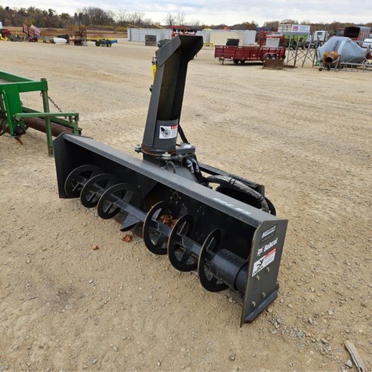 #3048 • Bobcat SB 200 78" 2 Stage Snow Blower