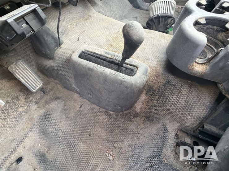 2003-chevrolet-silverado-2500hd-image-41