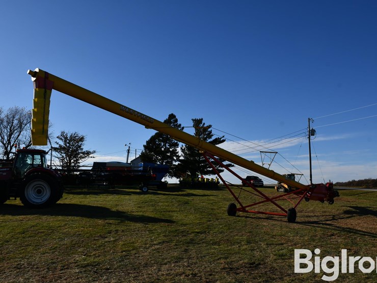 westfield-mk130-71-13"x71'-swing-away-auger-image-5