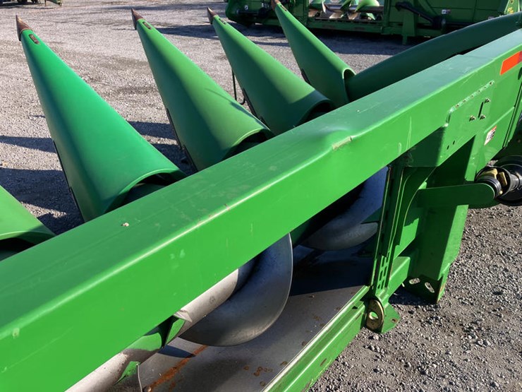 john-deere-608c-image-10