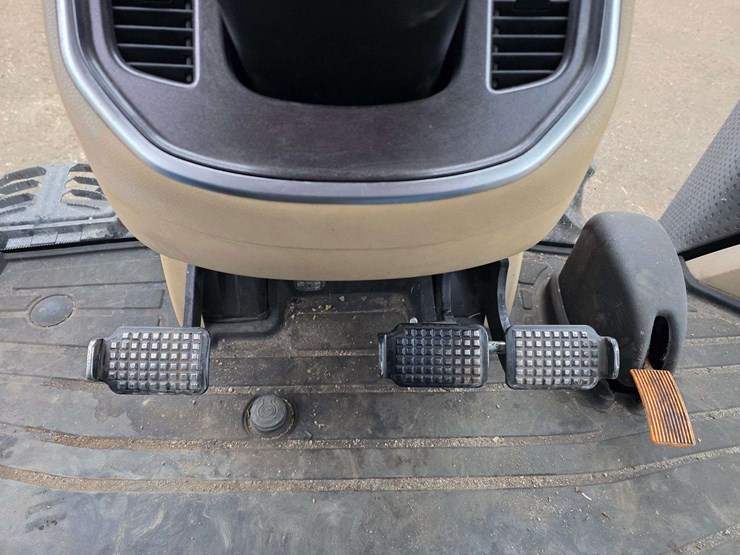 2020-magnum-250-image-53