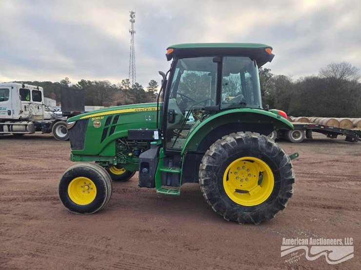 john-deere-5085m-image-8