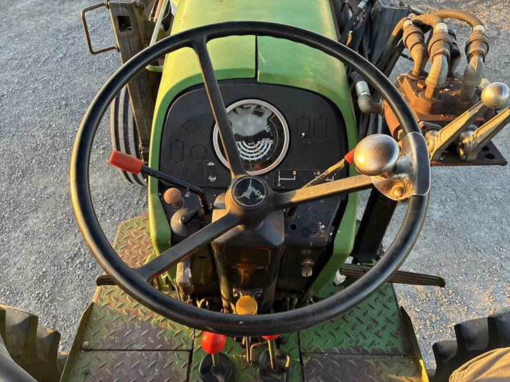 john-deere-2940-image-64