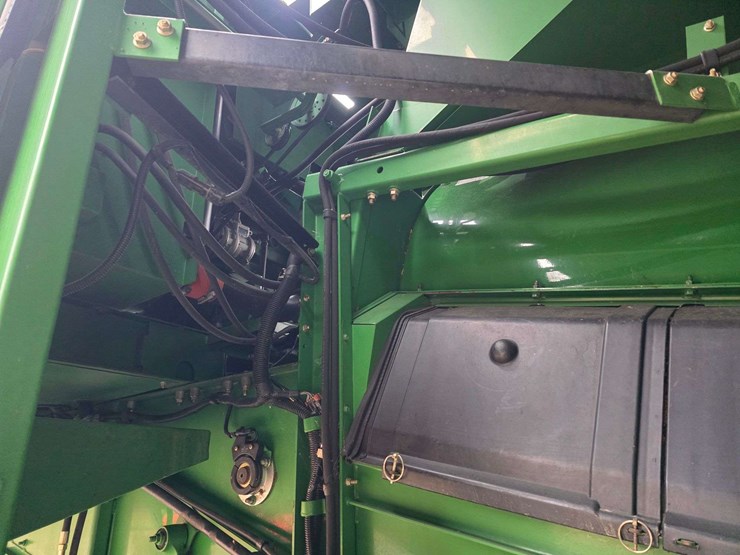 2000-john-deere-9650-sts-image-63