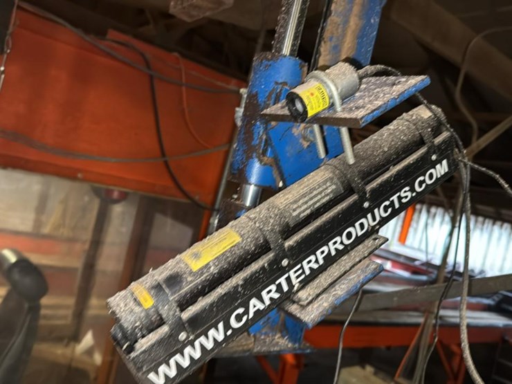 #141-•-guide-light-system-for-edger*-image-5