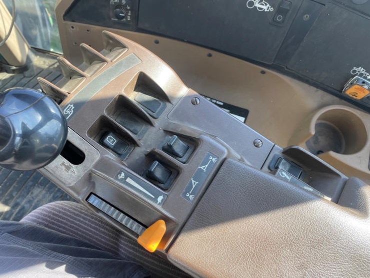 john-deere-4940-image-89