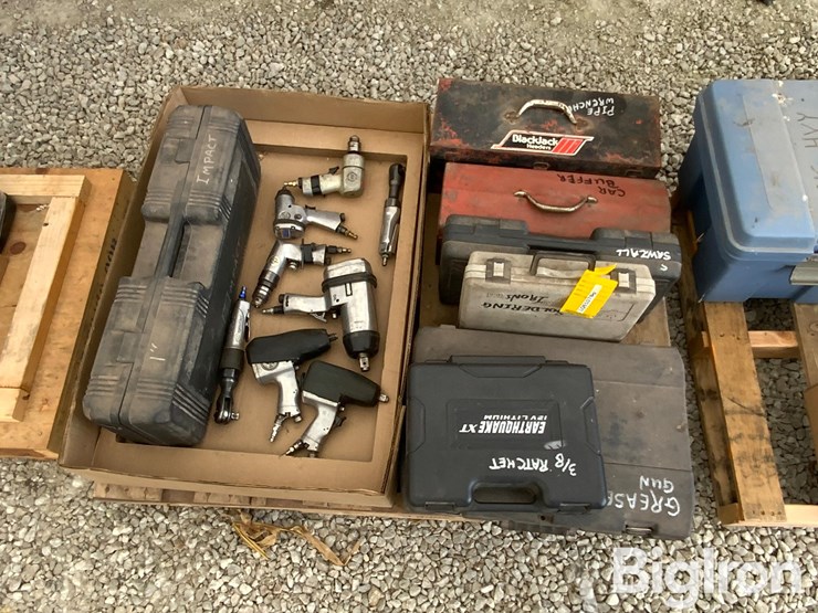 pallet-of-air-tools-&-tool-boxes-image-2