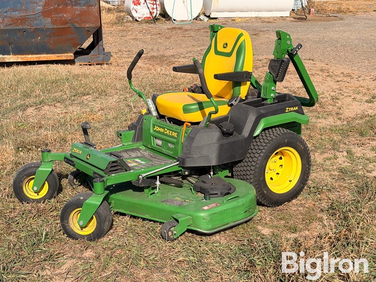 2023-john-deere-z530r-image-1