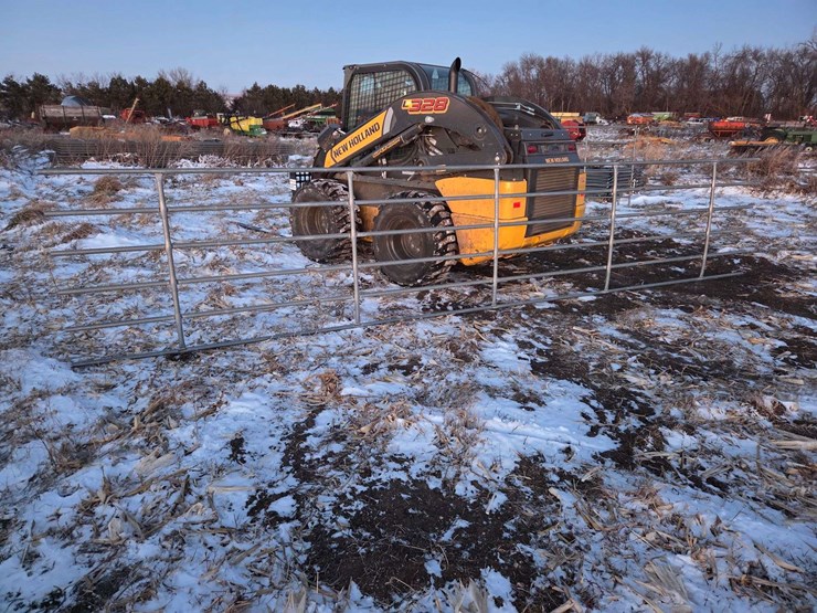 (10)-6-bar-continuous-fence-panels-with-hardware.-this-item-is-located-in-south-dakota,-therefore-so-image-4