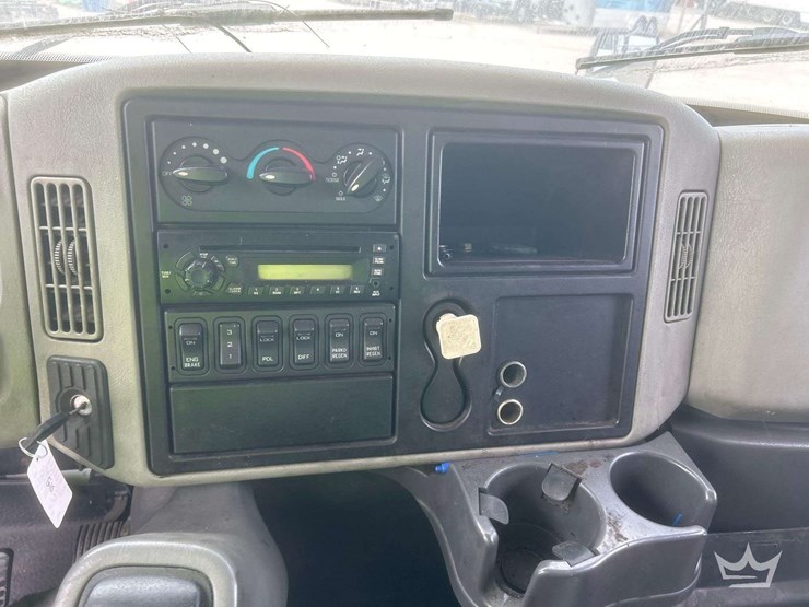 2013-international-durastar-4400-image-26