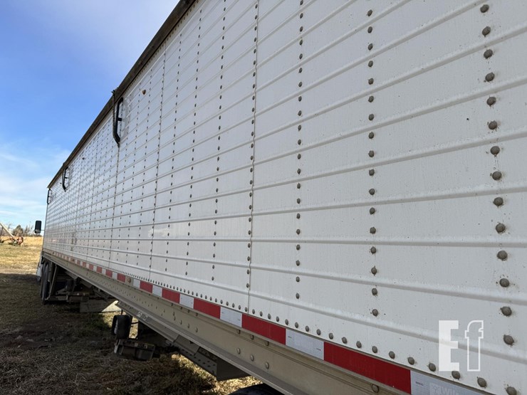 2014-wilson-grain-trailer-image-14