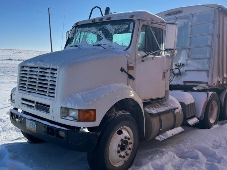 international-8100-image-1