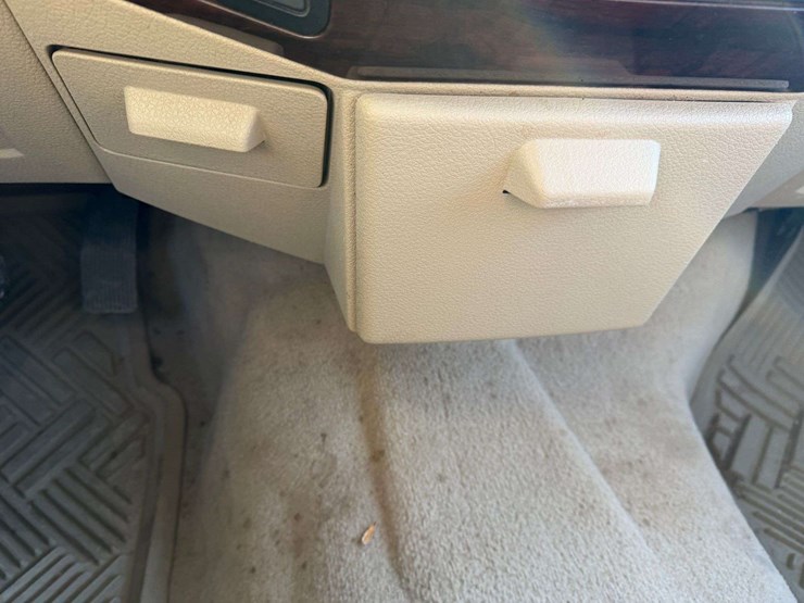 2008-ford-f350-image-43