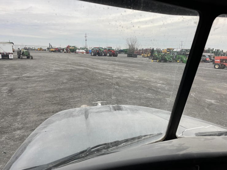 peterbilt-386-image-41