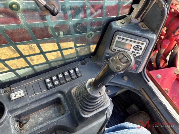 takeuchi-tl10v2-image-14