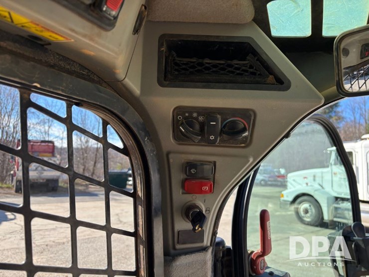 2024-caterpillar-289d3-image-52